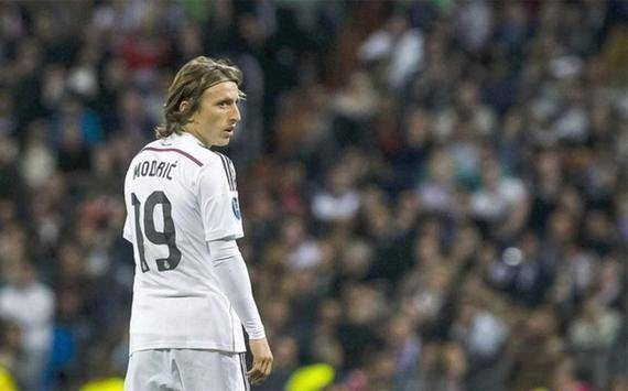 阿德巴约总分升至队史得分榜第三，紧追莫宁仰望韦德